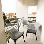Golden Bay Appartments * Syracuse