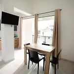 Golden Bay Appartments