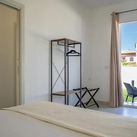 Golden Bay Appartments Appartamento Syracuse