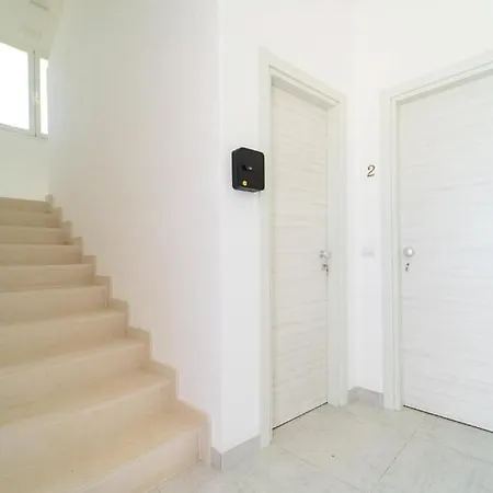 Golden Bay Appartments Appartamento Syracuse